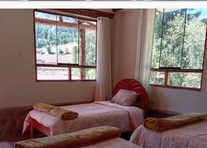 Lodge Waqrapukara & Outdoors